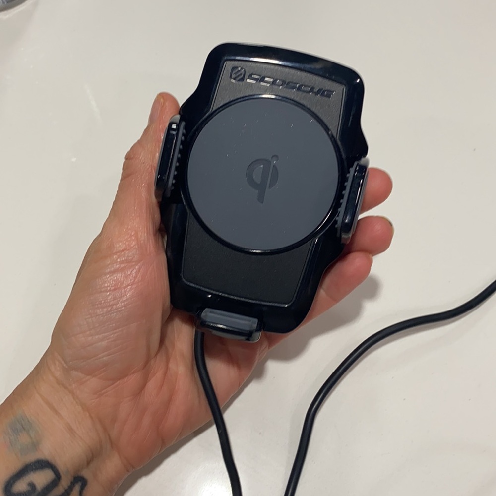 Scosche vent Mont charger for vehicles 😘❤️👏👌🤗 - Picture 7 of 11